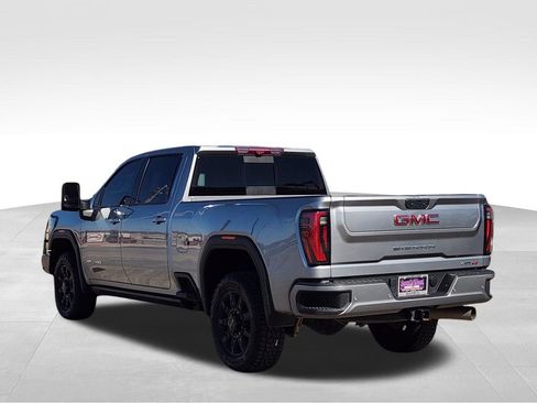 Used 2024 GMC Sierra 2500 AT4 w/ AT4 Premium Plus Package image 4