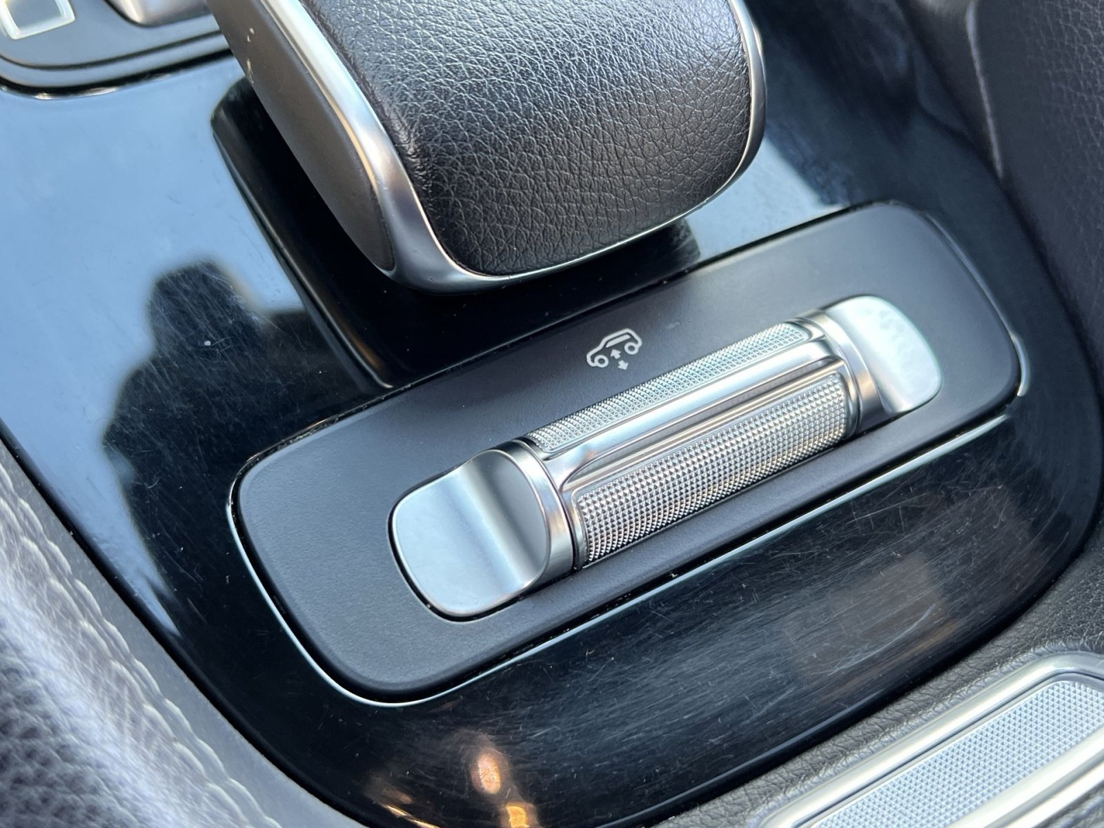Certified 2025 Mercedes-Benz GLS 450 4MATIC image 42