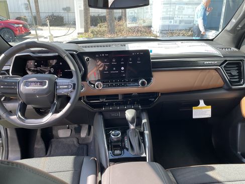 New 2026 GMC Canyon AT4 image 32