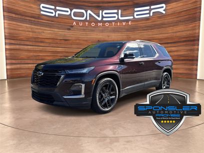 Used 2023 Chevrolet Traverse LT