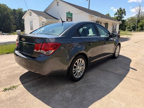 Used 2013 Chevrolet Cruze Eco w/ Enhanced Safety Package FWD image 6