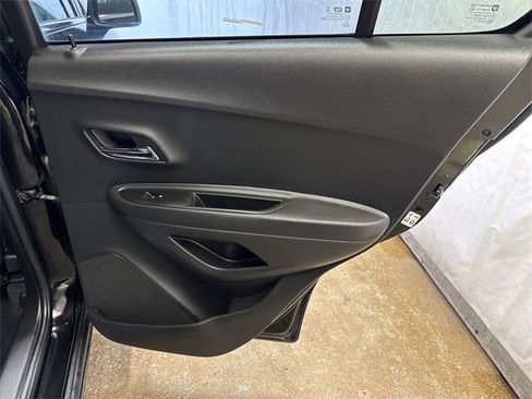 Certified 2020 Chevrolet Trax LT w/ Driver Confidence Package image 24