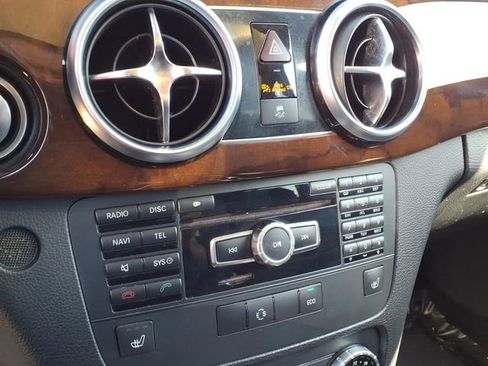 Used 2014 Mercedes-Benz GLK 350 4MATIC image 21