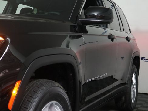 New 2026 Jeep Grand Cherokee Laredo X image 11