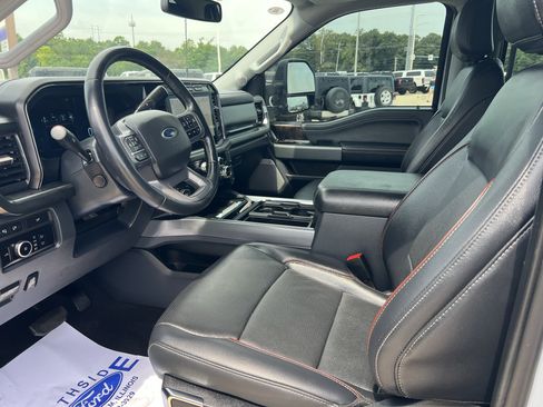 Used 2024 Ford F350 Lariat w/ Lariat Ultimate Package AWD/4WD image 17