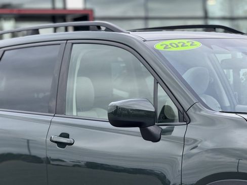 Used 2022 Subaru Forester Premium image 4