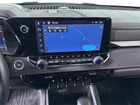 Used 2023 Chevrolet Colorado Z71 w/ Z71 Convenience Package 2 image 14