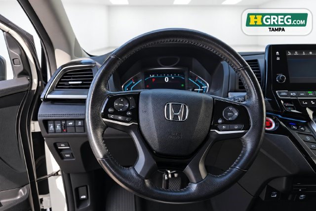 Used 2023 Honda Odyssey Elite image 13