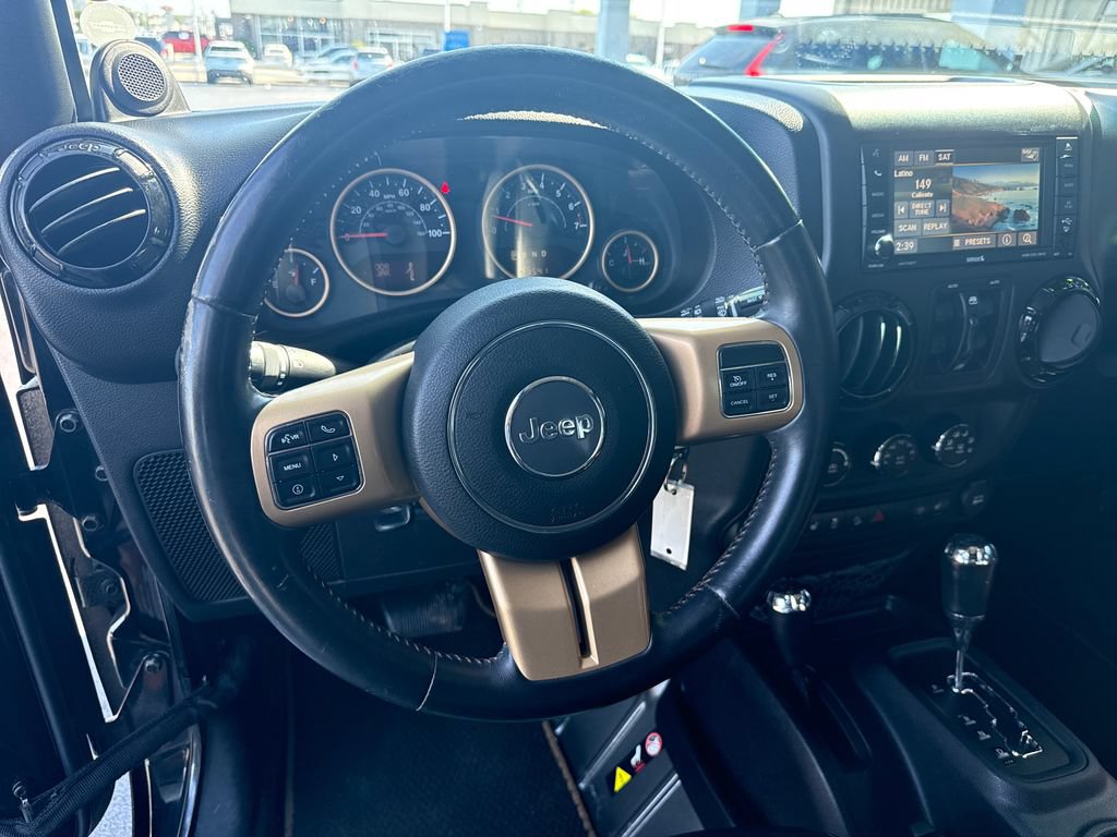 Used 2014 Jeep Wrangler Unlimited Sahara AWD/4WD image 18