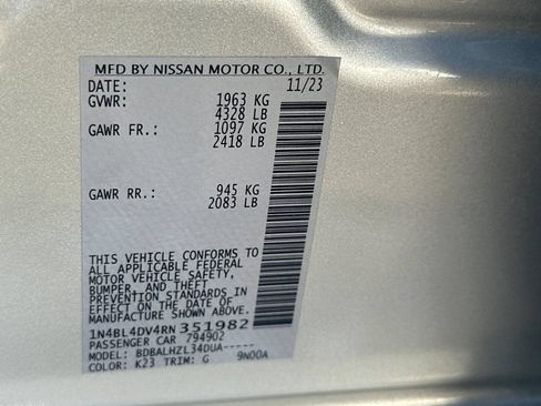 Used 2024 Nissan Altima 2.5 SV FWD image 34