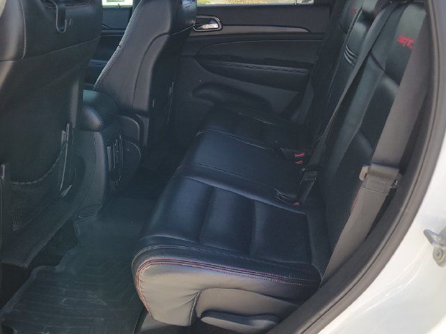 Used 2018 Jeep Grand Cherokee Laredo AWD/4WD image 8