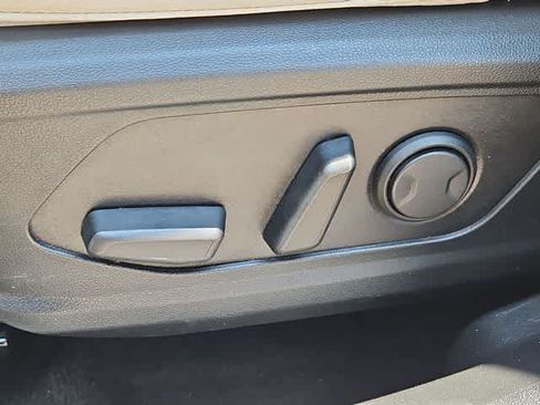 Used 2023 Hyundai Tucson SEL w/ Convenience Package FWD image 15