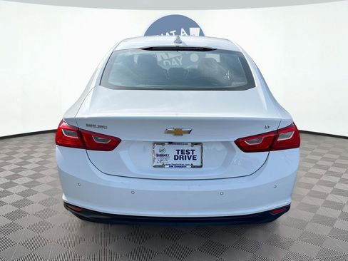Used 2025 Chevrolet Malibu LT FWD image 7