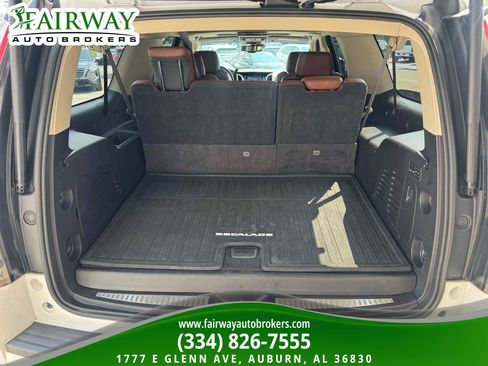 Used 2016 Cadillac Escalade ESV Luxury RWD image 30