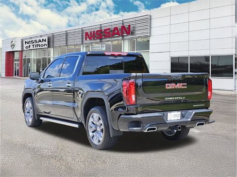Used 2025 GMC Sierra 1500 Denali AWD/4WD image 6