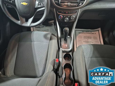 Used 2022 Chevrolet Trax LS w/ Tint and Cruise Package FWD image 27