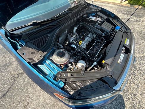 Used 2021 Volkswagen Jetta SE FWD image 38