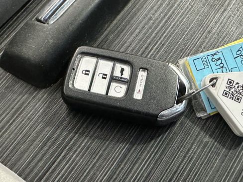Used 2017 Honda Pilot EX image 28