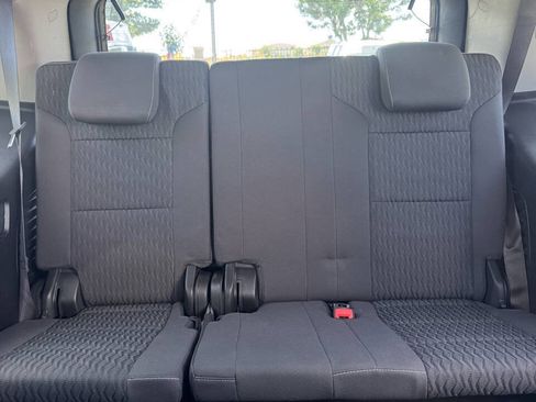 Used 2017 GMC Yukon SLE w/ Convenience Package image 13