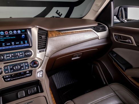Used 2018 GMC Yukon Denali w/ Denali Ultimate Package image 7