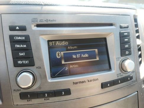 Used 2013 Subaru Legacy 2.5i Premium AWD/4WD image 9