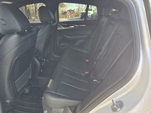 Used 2019 BMW X4 xDrive30i w/ Convenience Package image 10