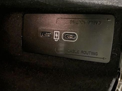 Certified 2023 Volvo XC90 B6 Ultimate w/ Lounge Package image 34