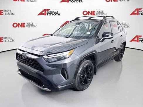 Certified 2025 Toyota RAV4 XSE w/ Advanced Technology Package AWD/4WD image 4