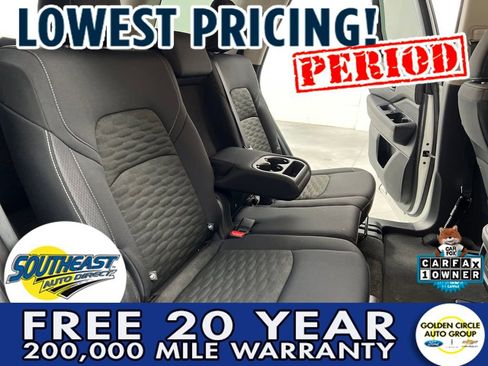 Used 2025 Nissan Pathfinder SV image 17