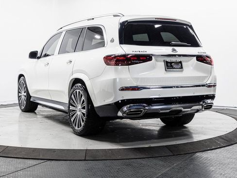 Used 2024 Mercedes-Benz Maybach GLS 600 4MATIC image 31