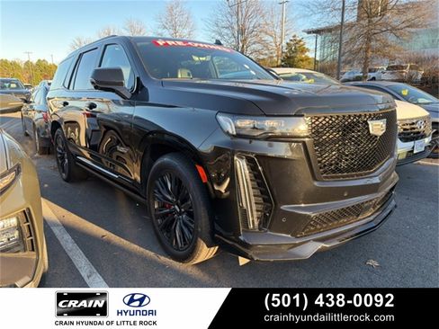 Used 2024 Cadillac Escalade V w/ LPO, ONYX Package image 1