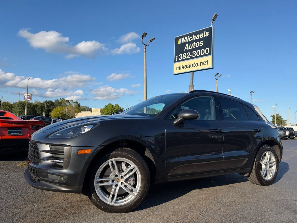 Used 2021 Porsche Macan w/ Premium Package AWD/4WD image 1