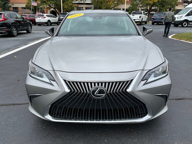 Used 2021 Lexus ES 250 w/ Premium Package AWD/4WD image 5