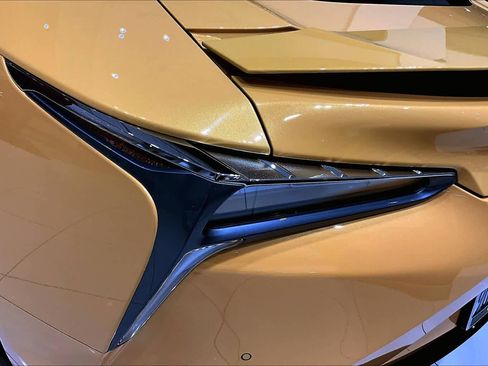 Used 2025 Lexus LC 500 Coupe w/ Performance Package image 27