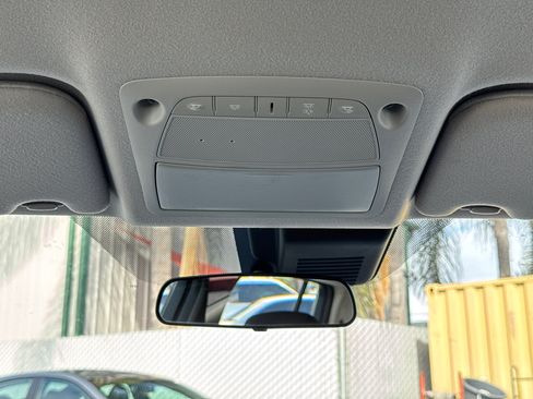 Used 2025 Nissan Leaf S image 25