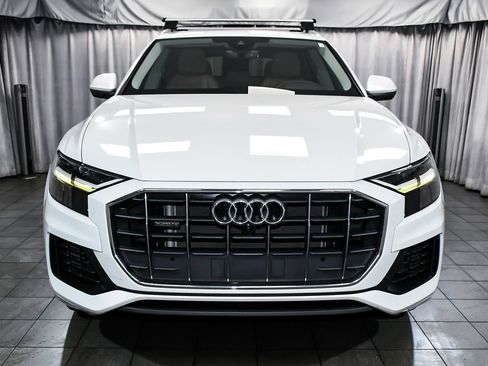 Used 2022 Audi Q8 Premium AWD/4WD image 2