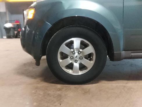 Used 2011 Ford Escape Limited w/ 302A Rapid Spec Order Code AWD/4WD image 11