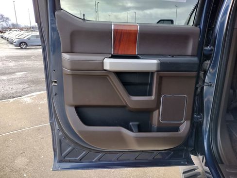 Used 2015 Ford F150 King Ranch image 22