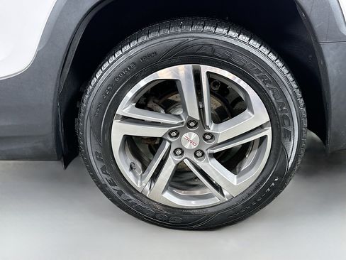 Used 2019 GMC Terrain SLT w/ Preferred Package image 27