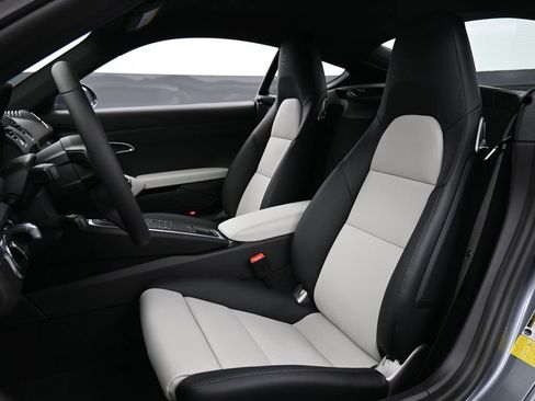 New 2025 Porsche 718 Cayman S RWD image 5