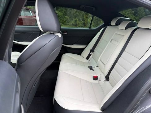Used 2022 Lexus IS 350 F Sport RWD image 18