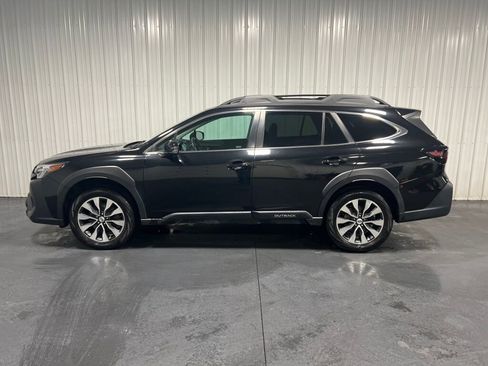 Used 2023 Subaru Outback Limited image 21