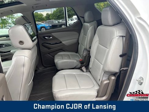 Used 2019 Chevrolet Traverse Premier w/ Driver Confidence II Package FWD image 14