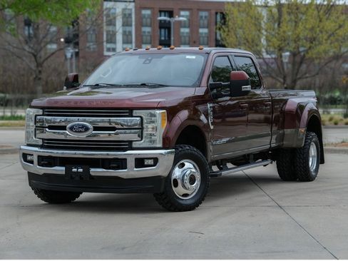 Used 2017 Ford F350 Lariat w/ Lariat Ultimate Package image 8