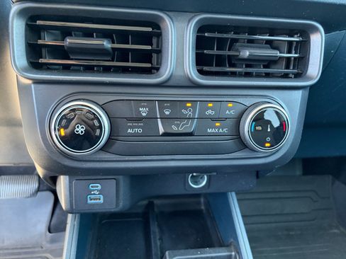 Used 2024 Ford Maverick XL FWD image 29