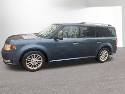 Used 2019 Ford Flex SEL w/ Equipment Group 202A image 3