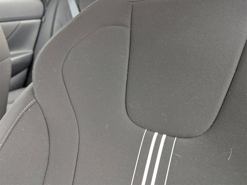 Certified 2025 Hyundai Elantra Sport image 14