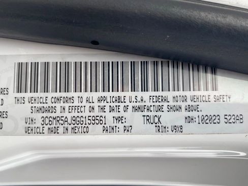 Used 2016 RAM 2500 Tradesman w/ Chrome Appearance Group image 20