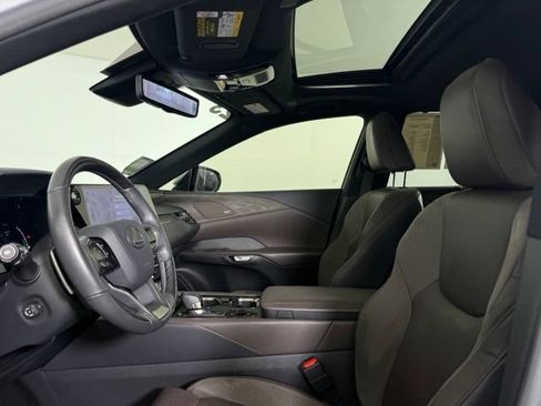 Certified 2023 Lexus RX 350 FWD w/ Accessory Package (Z1) image 27