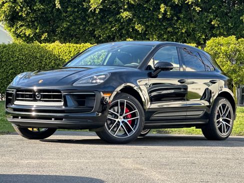 New 2026 Porsche Macan S AWD/4WD image 1